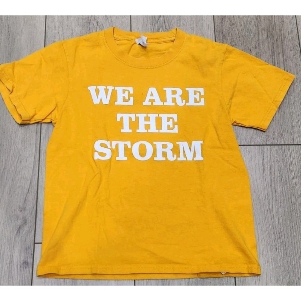 We Are The Storm CAT‎ 2 Hurricane Boxing Tshirt Youth Small Yellow